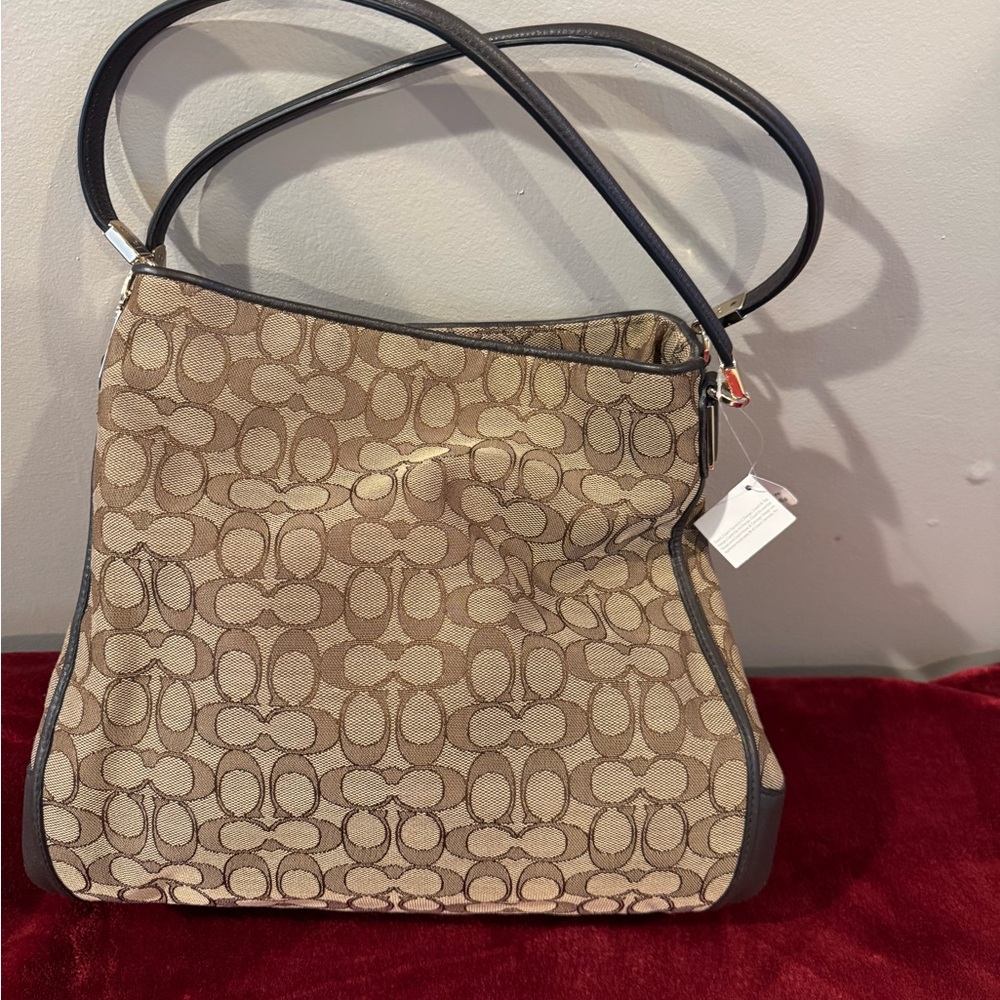 Coach Brown and Black Signature Shoulder Bag - Picture 2 of 5
